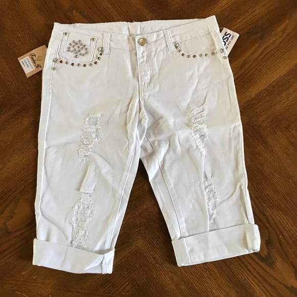 New - Distressed White Cropped Jeans - Picture 2 of 8